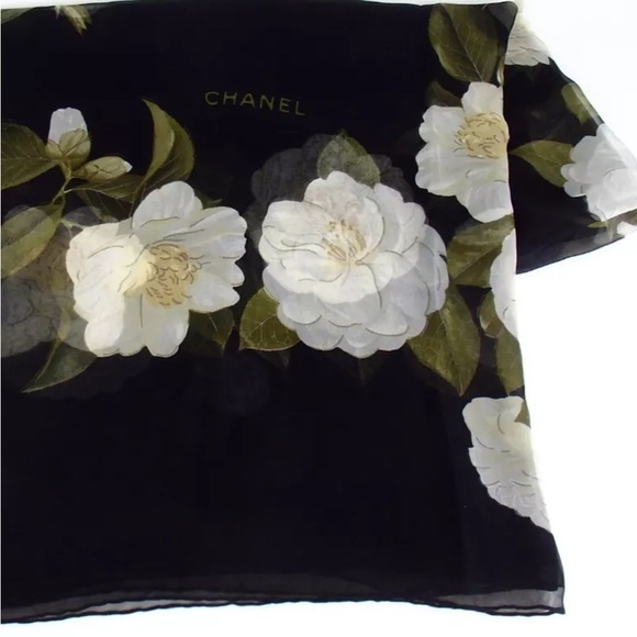 AUTH Chanel CC Scarf Silk - Picture 1 of 5